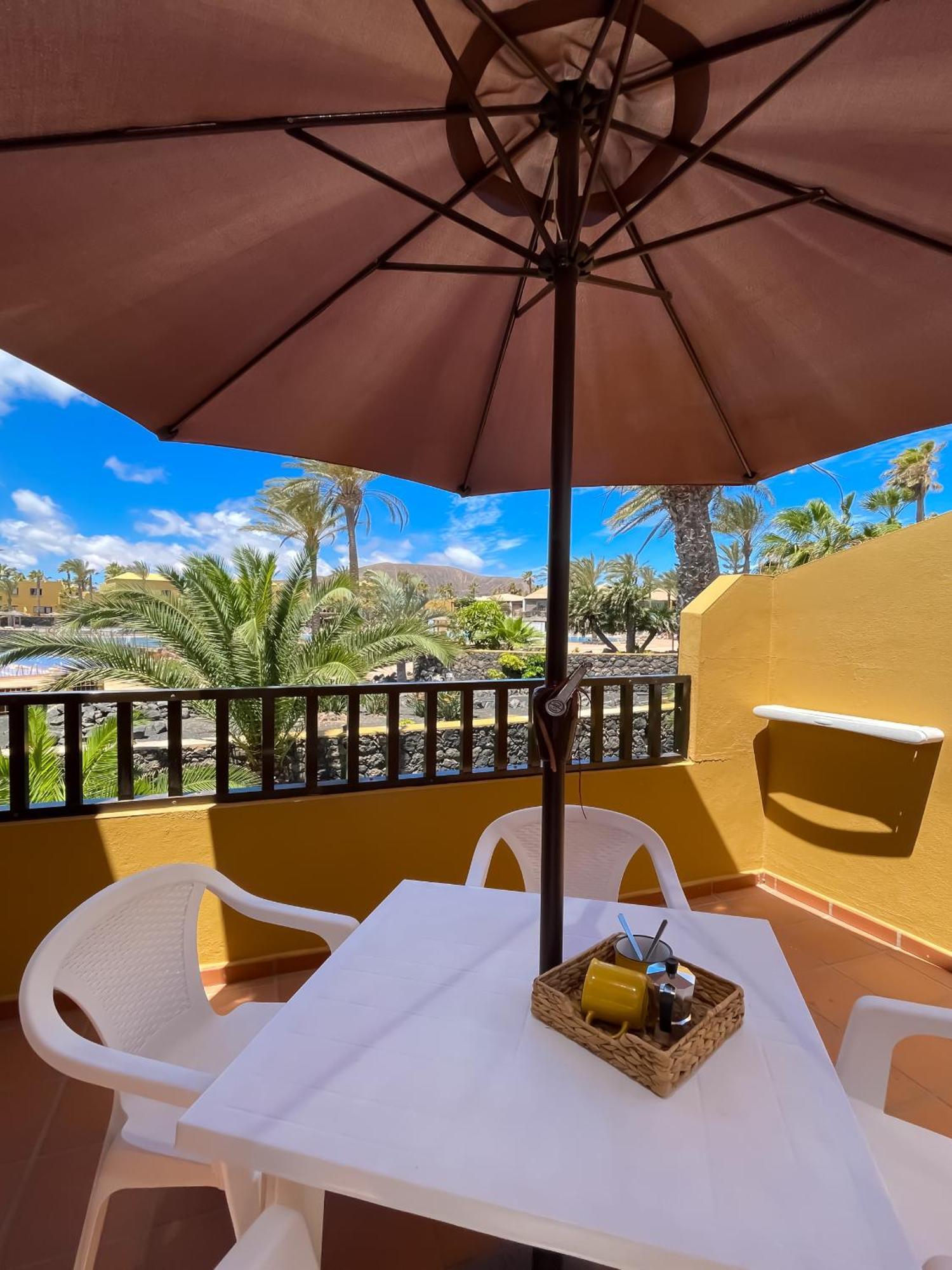 B-Rent Casa Angela Pool View Apartment Corralejo Bagian luar foto