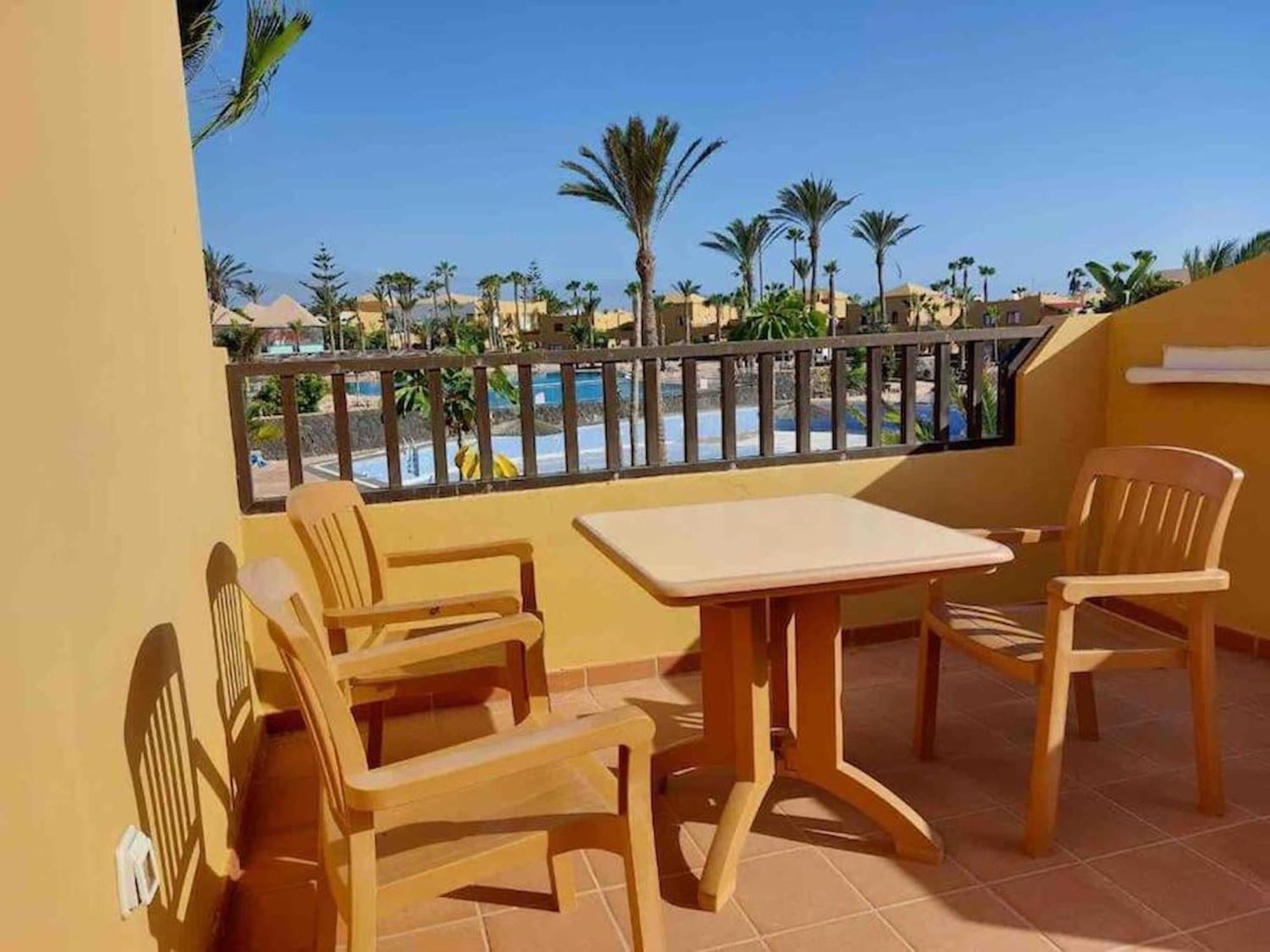 B-Rent Casa Angela Pool View Apartment Corralejo Bagian luar foto